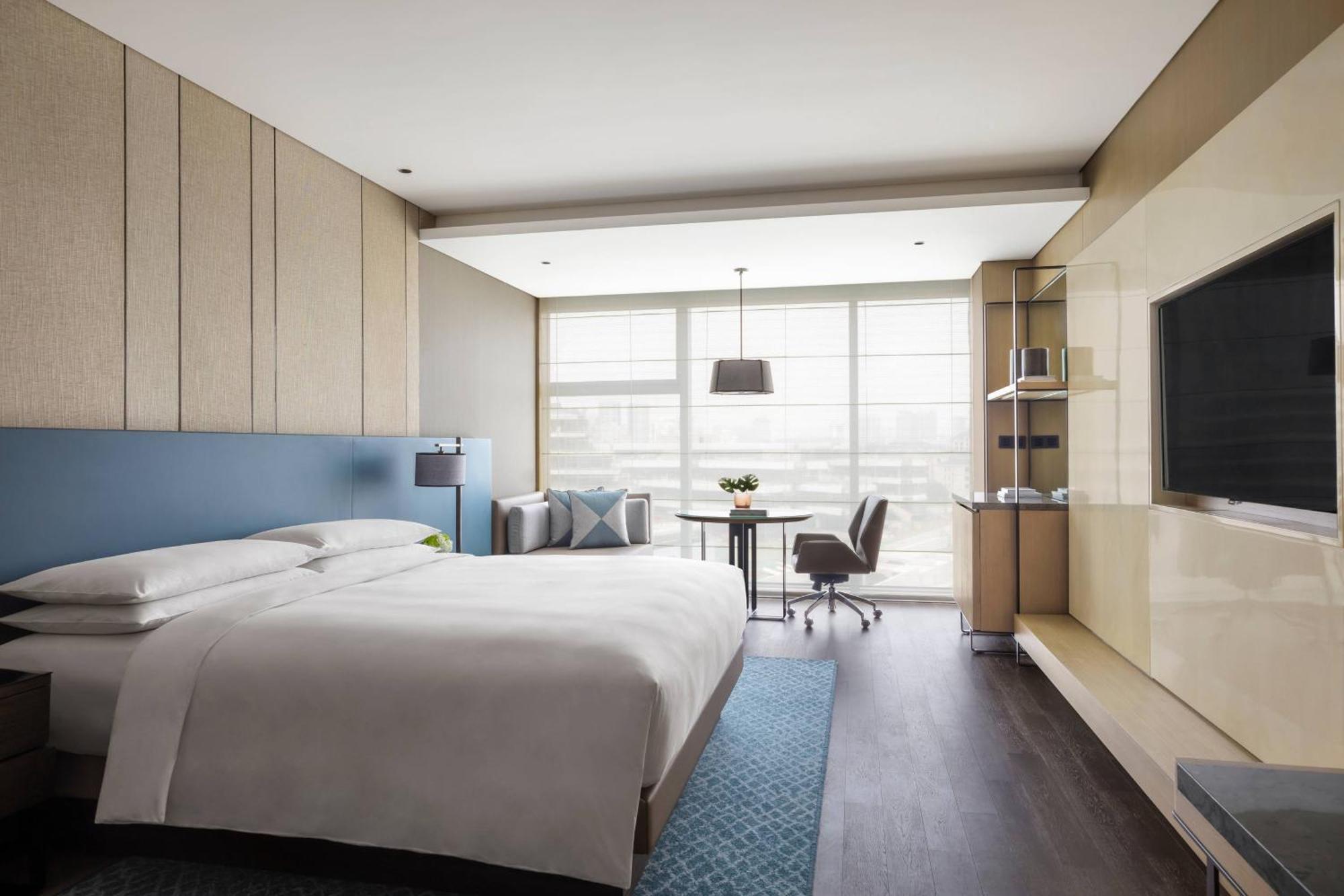 Xuzhou Marriott Hotel Lakeview Exterior photo