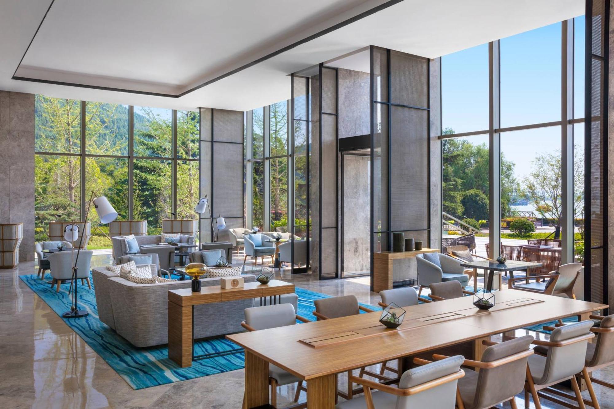 Xuzhou Marriott Hotel Lakeview Exterior photo
